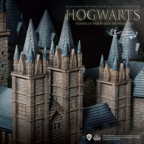 Hogwarts School Of Witchcraft And Wizardry Harry Potter and the Philosopher's Stone Master Craft Statue by Beast Kingdom Toys